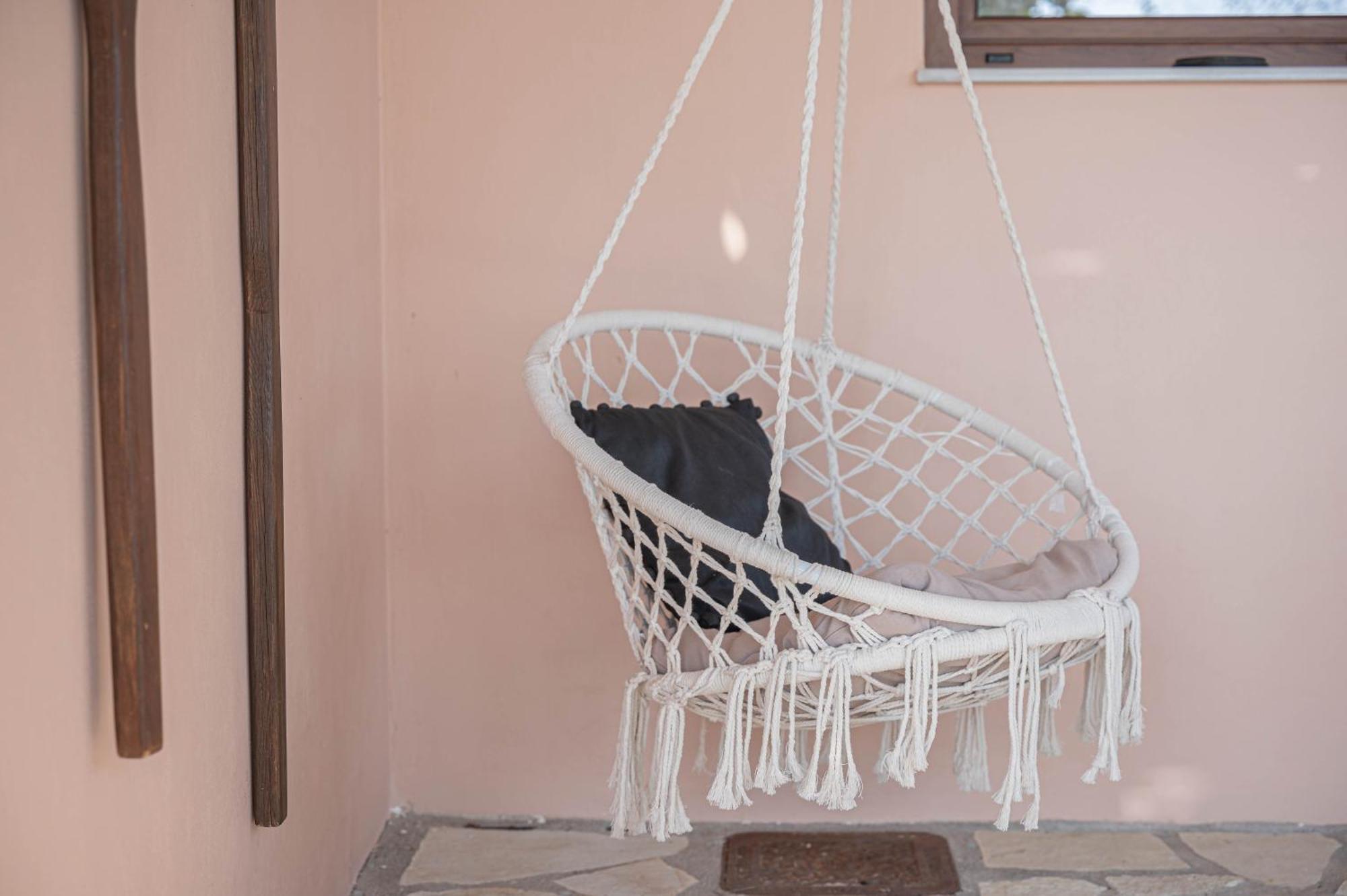 Paralio Astros Beachfront Suites Xiropígado Kültér fotó